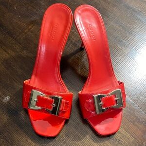 Vintage Gucci Red Patent Leather backless Heels with buckle bow detail 7B